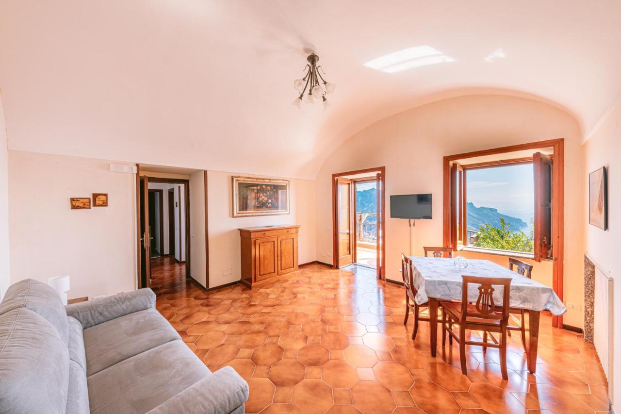 Appartamento Anna In Villa Laura Scala Exterior photo